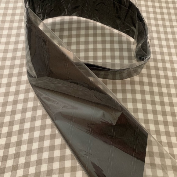 ✨Host Pick✨ Yves Saint Laurent 100% Silk Dark Grey Tie - Picture 5 of 5